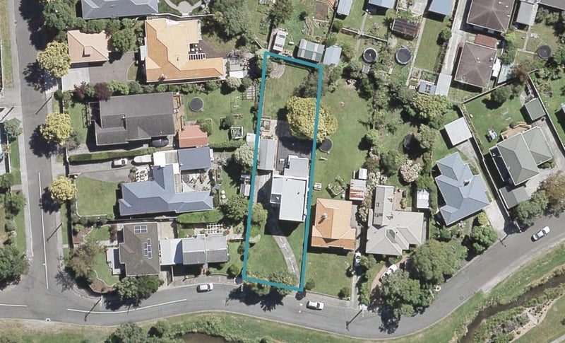 321 Riverside Drive, Waterloo, Lower Hutt - Carousel 1