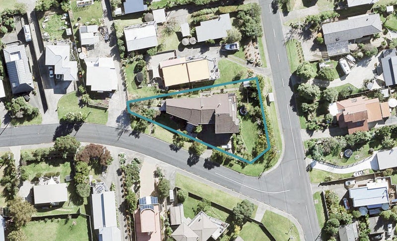 44 Totara Road, Stanmore Bay, Whangaparaoa - Carousel 1