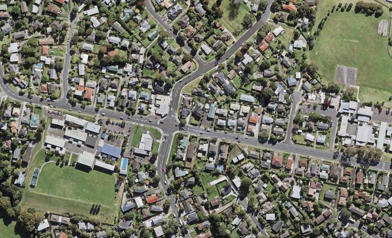 116 Chivalry Road, Glenfield, Auckland - Carousel 1