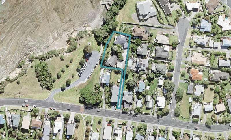 1278B Whangaparaoa Road, Army Bay, Whangaparaoa - Carousel 1