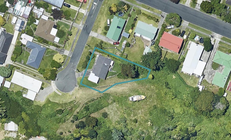 8 Coopers Road, Gate Pa, Tauranga - Carousel 1