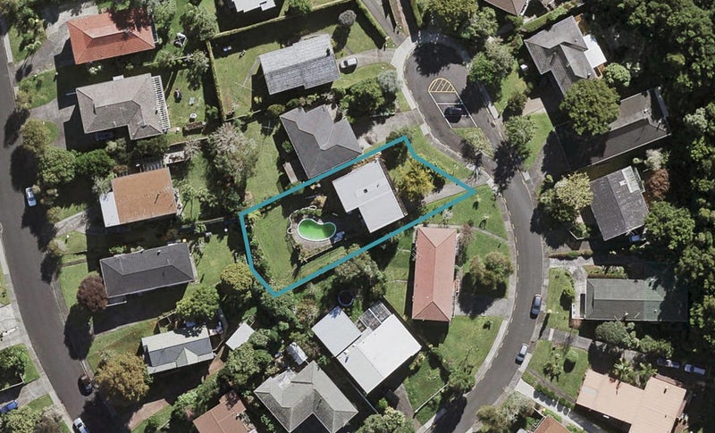 10 Northwick Place, Hillcrest, Auckland - Carousel 1