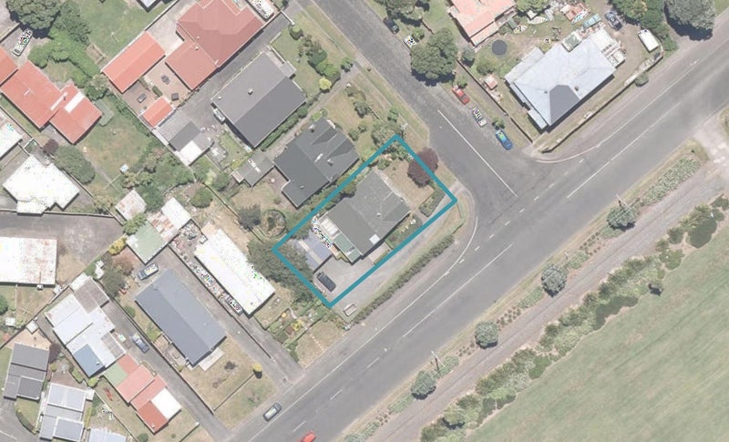 1 Mason Terrace, Gonville, Whanganui - Carousel 1