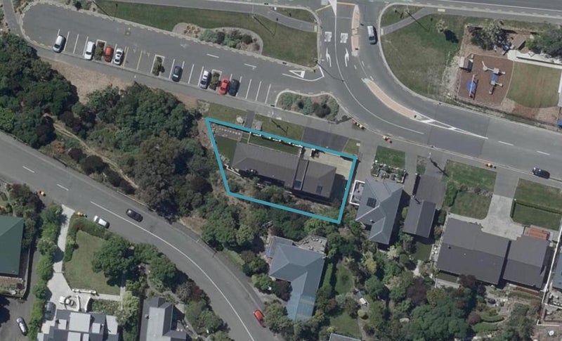 2 McCormacks Bay Road, Mount Pleasant, Christchurch - Carousel 1
