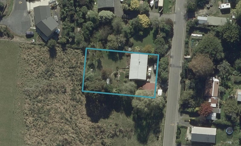 8 Hereweka Street, Portobello, Dunedin - Carousel 1