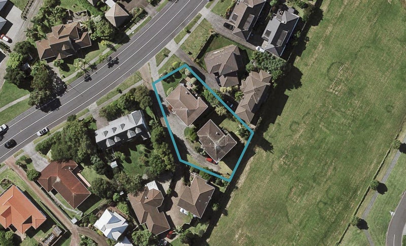 2/188 Norman Lesser Drive, St Johns, Auckland - Carousel 1