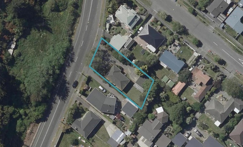 77 Wakefield Avenue, Sumner, Christchurch - Carousel 1