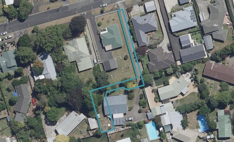 4/14 Ngaere Avenue, Chartwell, Hamilton - Carousel 1