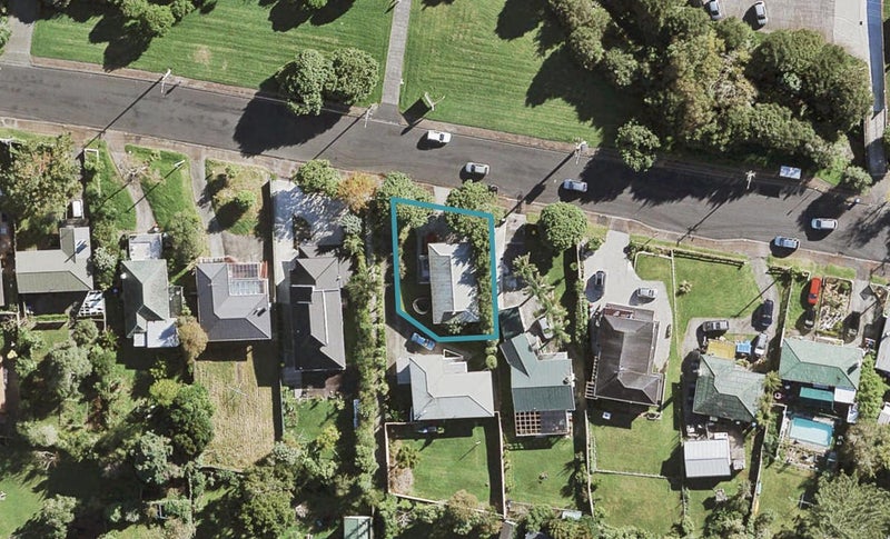 81A Dundale Avenue, Blockhouse Bay, Auckland - Carousel 1