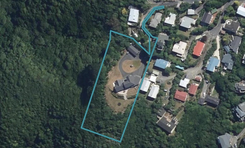 9A Titiro Moana Road, Korokoro, Lower Hutt - Carousel 1