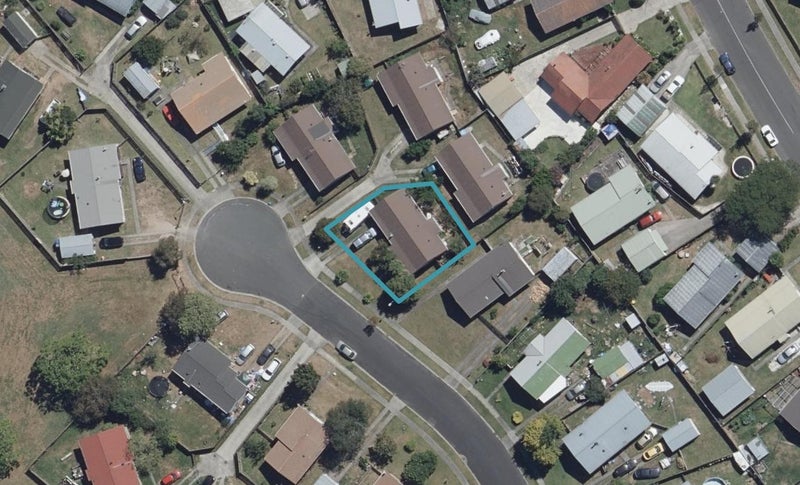 14 Reuben Place, Nawton, Hamilton - Carousel 1