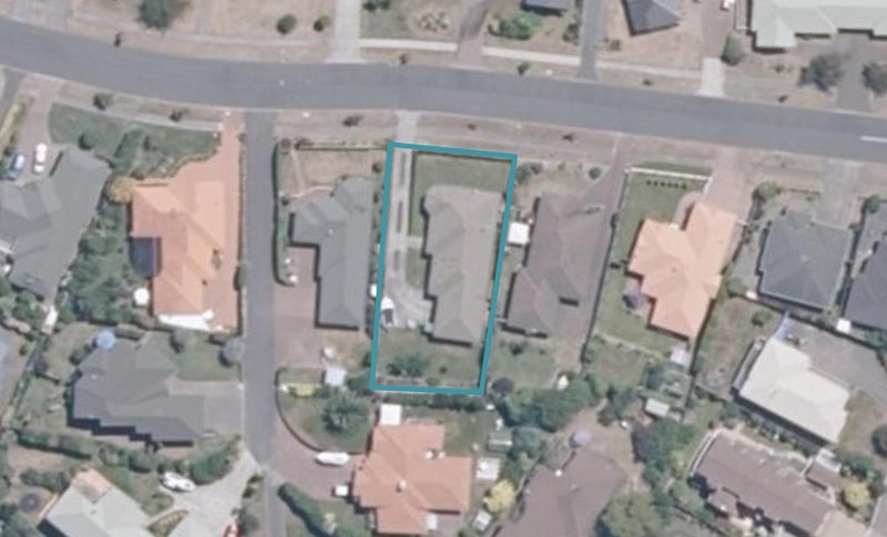 4 Fairview Terrace, Waipahihi, Taupo - Carousel 1