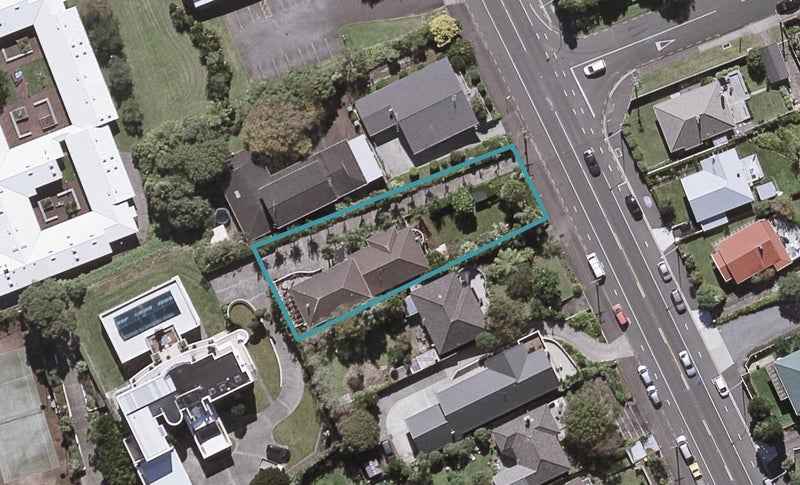 80 Mangorei Road, Strandon, New Plymouth - Carousel 1