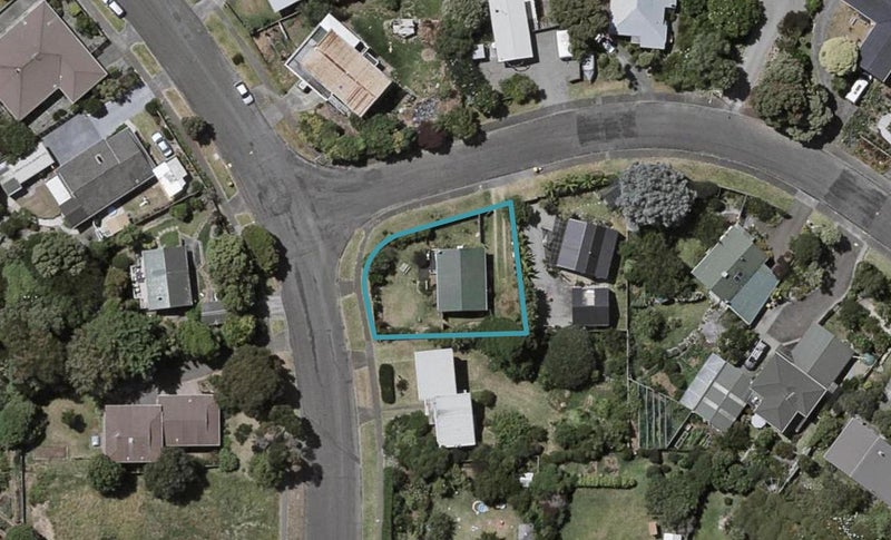 7 Campion Road, Waikanae Beach, Waikanae - Carousel 1