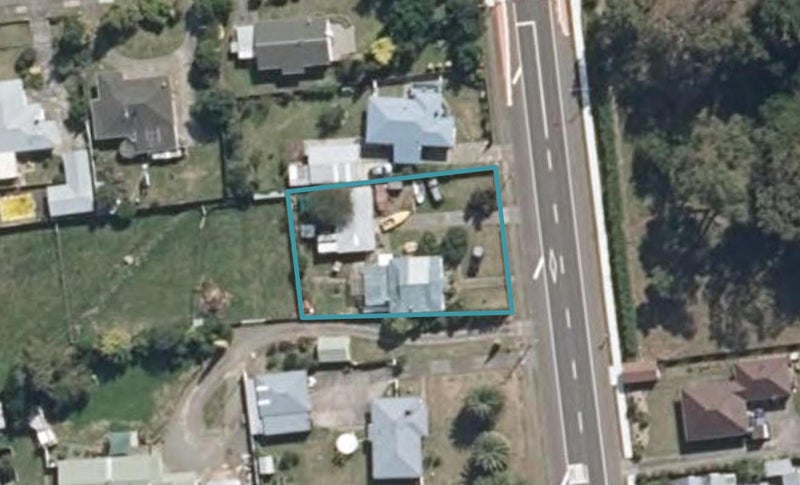 187 Bridge Street, Bulls - Carousel 1