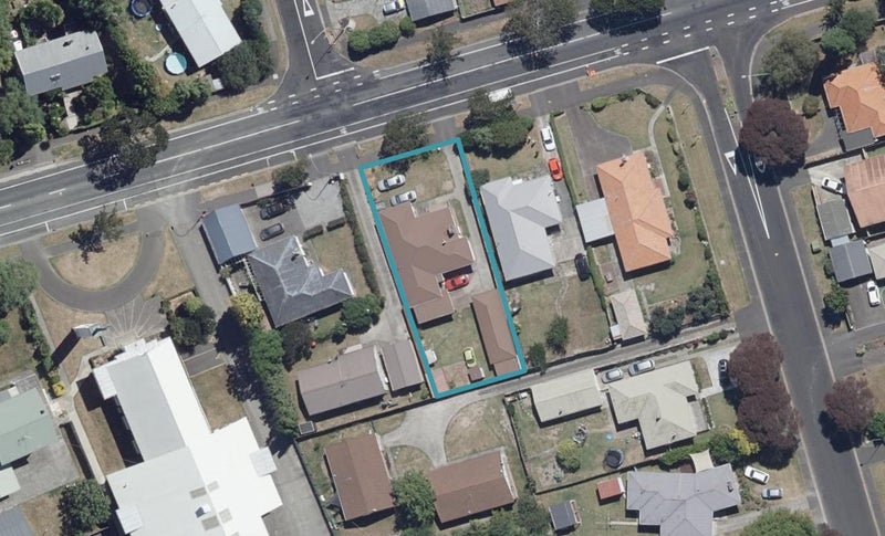 96 Clarkin Road, Fairfield, Hamilton - Carousel 1