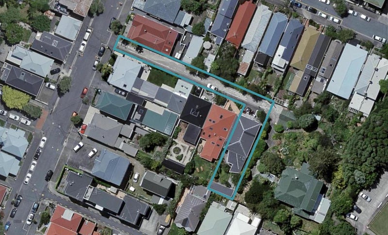 43C Austin Street, Mount Victoria, Wellington - Carousel 1