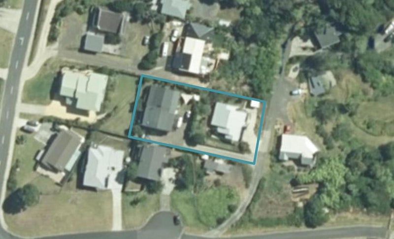 4C Robert Street, Raglan, Raglan - Carousel 1