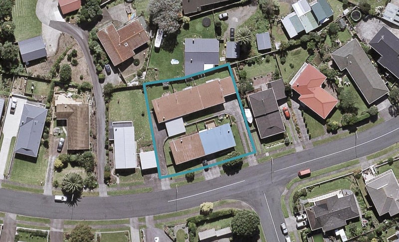 12D Norwich Avenue, Spotswood, New Plymouth - Carousel 1