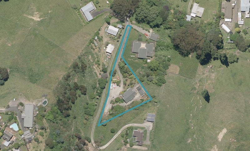 64 Durie Vale Road, Durie Hill, Whanganui - Carousel 1