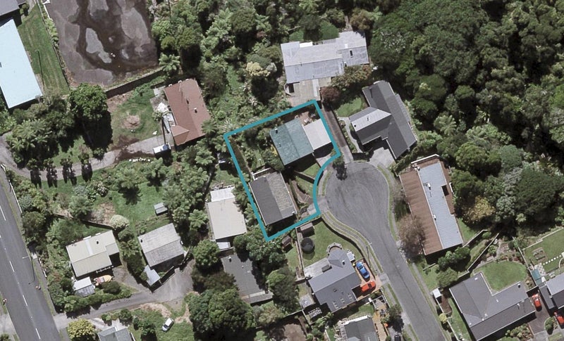 5 Jensen Place, Frankleigh Park, New Plymouth - Carousel 1