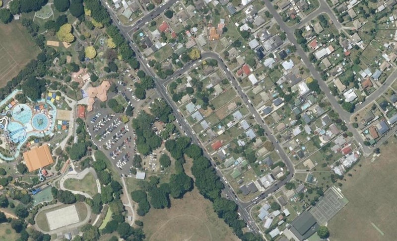 1012 Grove Road, Mayfair, Hastings - Carousel 1