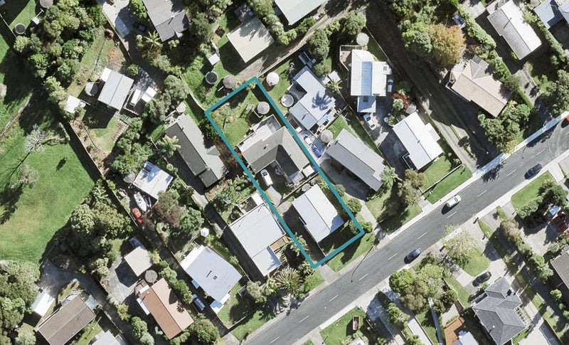 41A Brian Crescent, Stanmore Bay, Whangaparaoa - Carousel 1