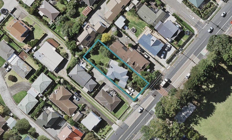 71 Shakespeare Road, Milford, Auckland - Carousel 1