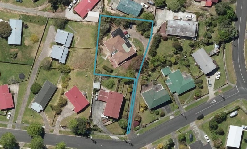 8 Kahiwi Street, Raumanga, Whangarei - Carousel 1