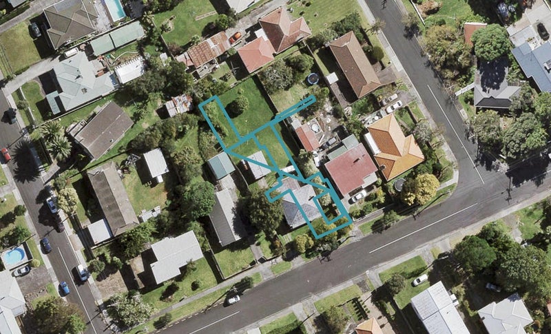 5/28 Lavelle Road, Henderson, Auckland - Carousel 1
