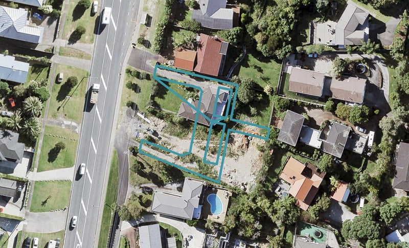 3/737 East Coast Road, Browns Bay, Auckland - Carousel 1