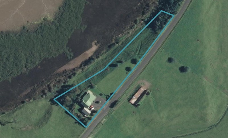 211 Sharp Road, Aongatete, Katikati - Carousel 1