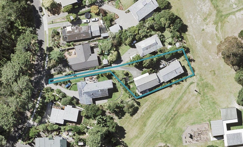 2/26 Saddleback Rise, Murrays Bay, North Shore City - Carousel 1