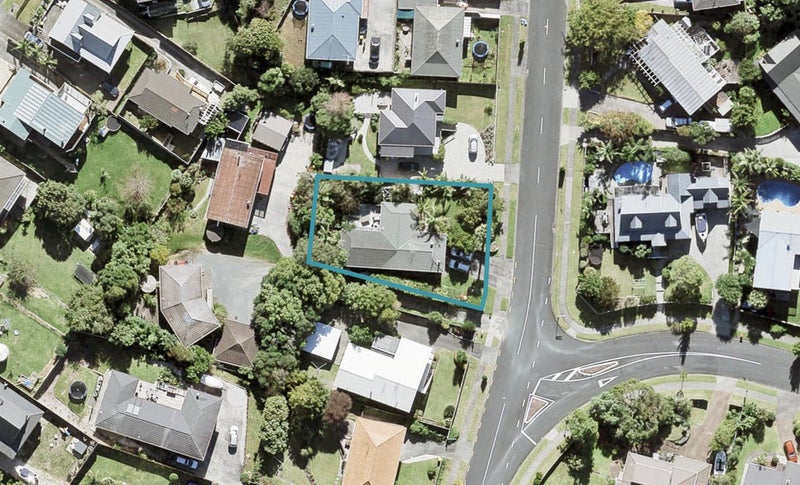 9 Polkinghorne Drive, Manly, Whangaparaoa - Carousel 1