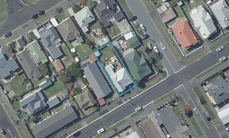 22 Douglas Street, Saint Kilda, Dunedin - Carousel 1