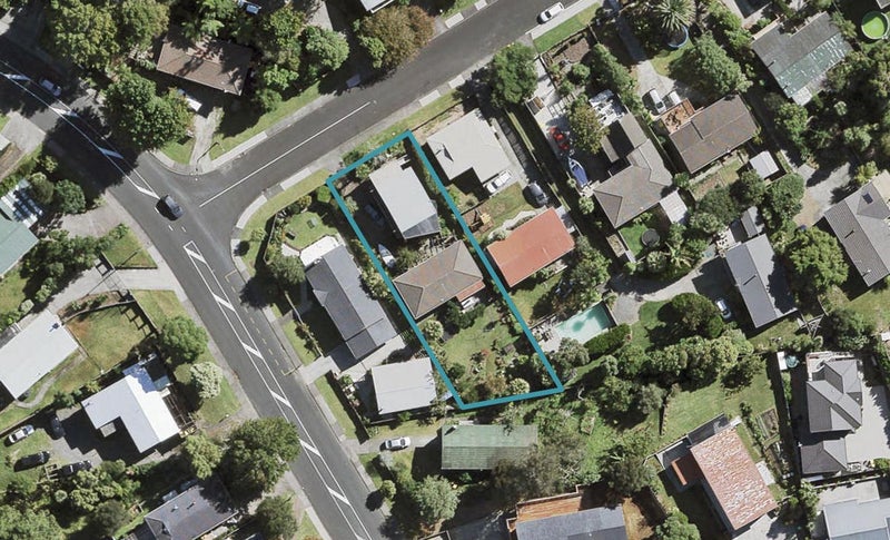 3 Scotstoun Place, Glen Eden, Auckland - Carousel 1
