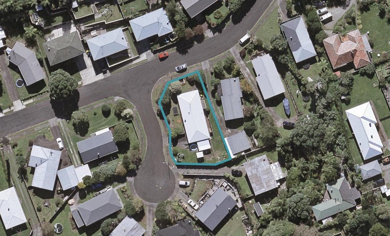 11 Nash Street, Marfell, New Plymouth - Carousel 1