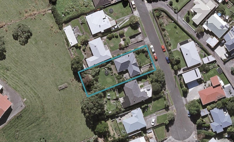 14 Havelock Place, Blagdon, New Plymouth - Carousel 1