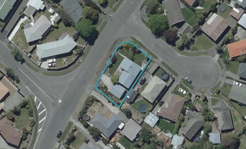 22 Orrick Crescent, Avondale, Christchurch - Carousel 1