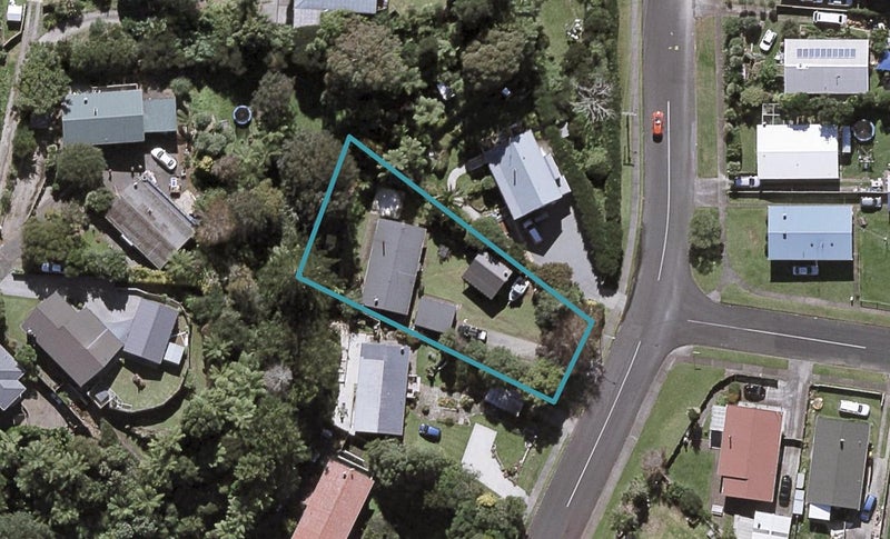 60 Blagdon Road, Blagdon, New Plymouth - Carousel 1