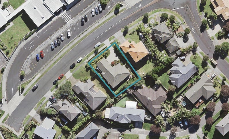 113 Kyle Road, Greenhithe, Auckland - Carousel 1
