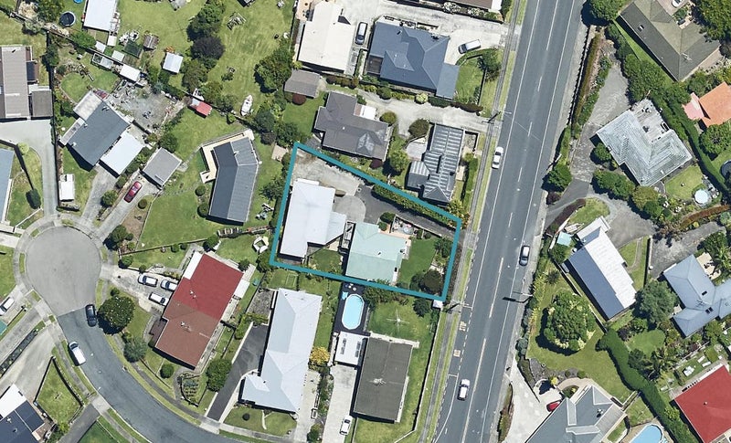 18A Otumoetai Road, Judea, Tauranga - Carousel 1