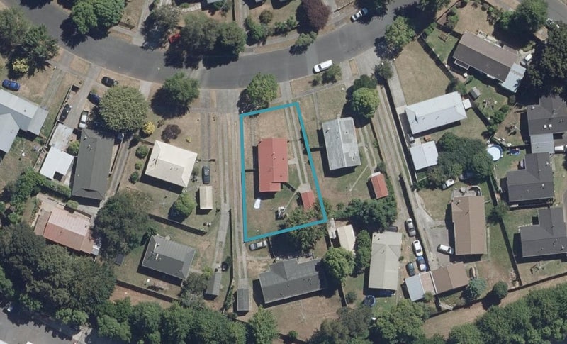 47 Oakfield Crescent, Pukete, Hamilton - Carousel 1