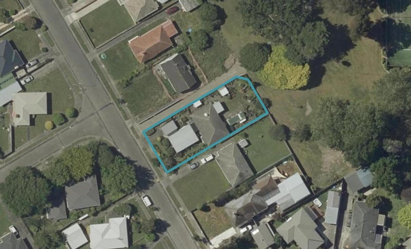 16 Winchester Street, Awapuni, Palmerston North - Carousel 1