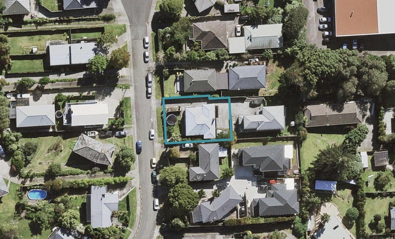 21 Ludlow Terrace, Totara Vale, Auckland - Carousel 1