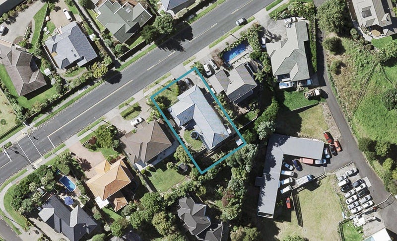 64 Somerville Road, Shelly Park, Auckland - Carousel 1