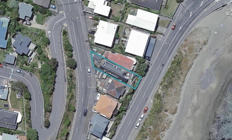 205 Derwent Street, Island Bay, Wellington - Carousel 1