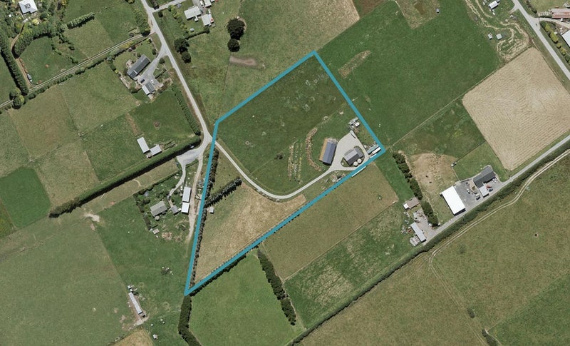 338 Bain Street, Clifton, Invercargill - Carousel 1