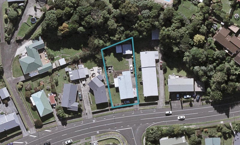 38 Cumberland Street, Merrilands, New Plymouth - Carousel 1