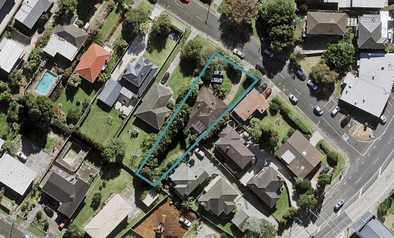 4 Littlejohn Street, Hillsborough, Auckland - Carousel 1